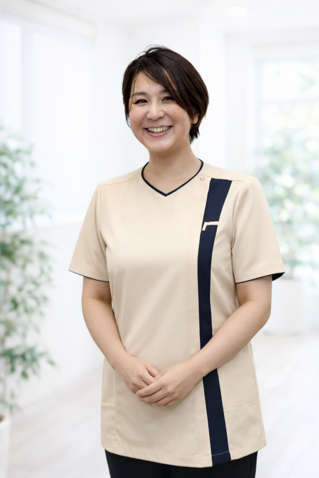 受付スタッフ:伊藤 絵理奈