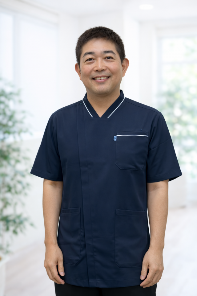 院長:足立 光哲